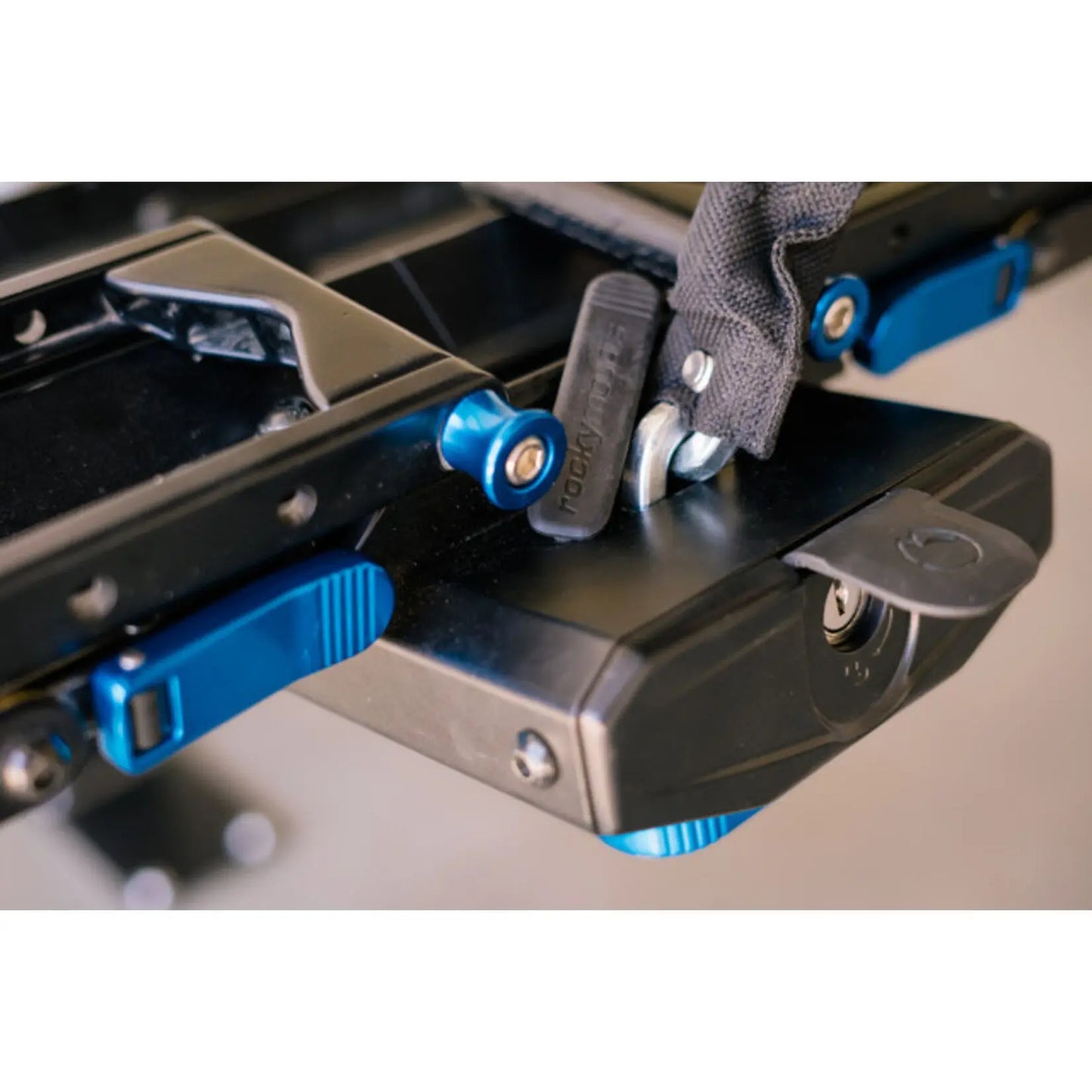 RockyMounts GuideRail - 2-Bike Platform Hitch Bike Rack - Rack-n-Roll