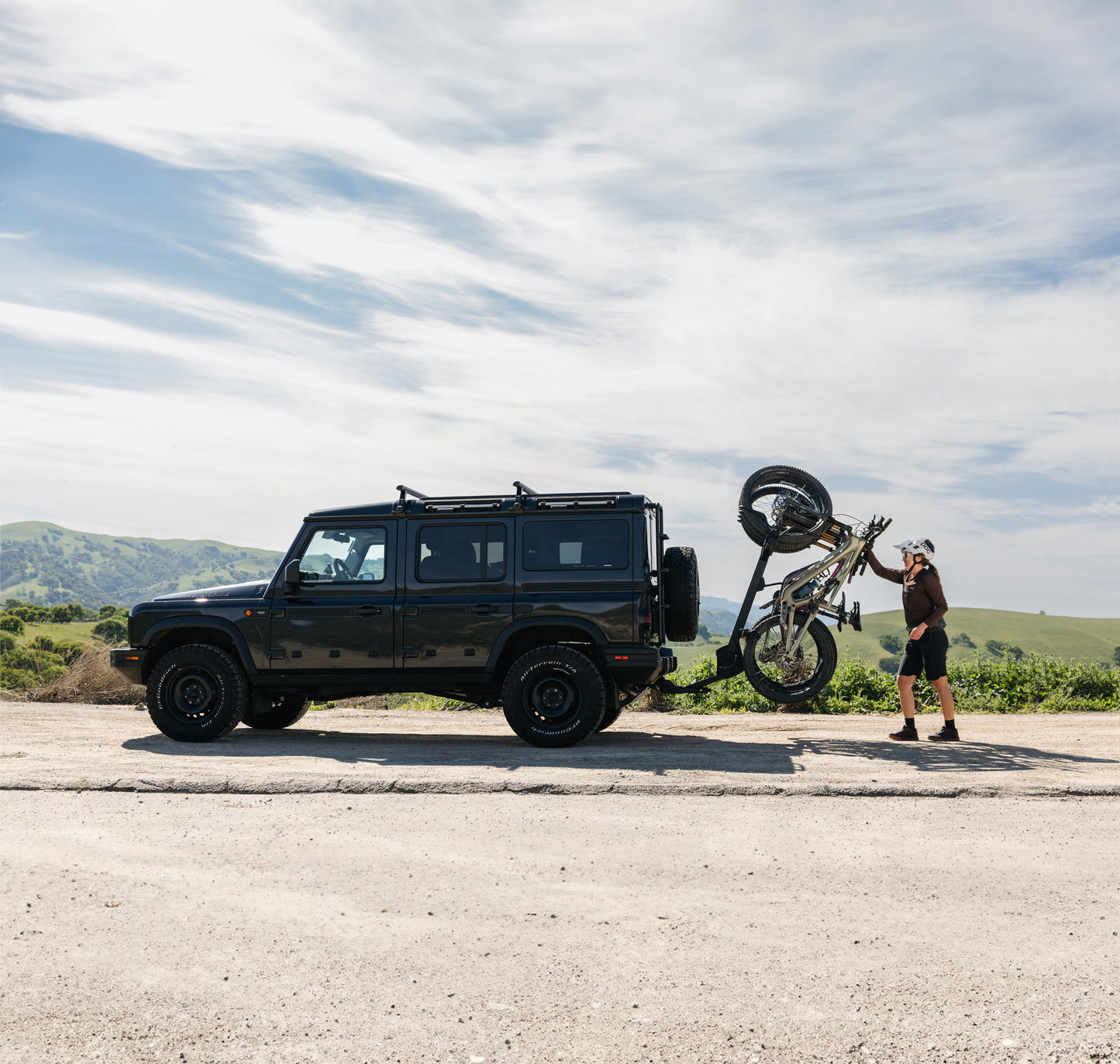 Thule ReVert Bike Carrier - 4 or 6-Bike Mast Rack